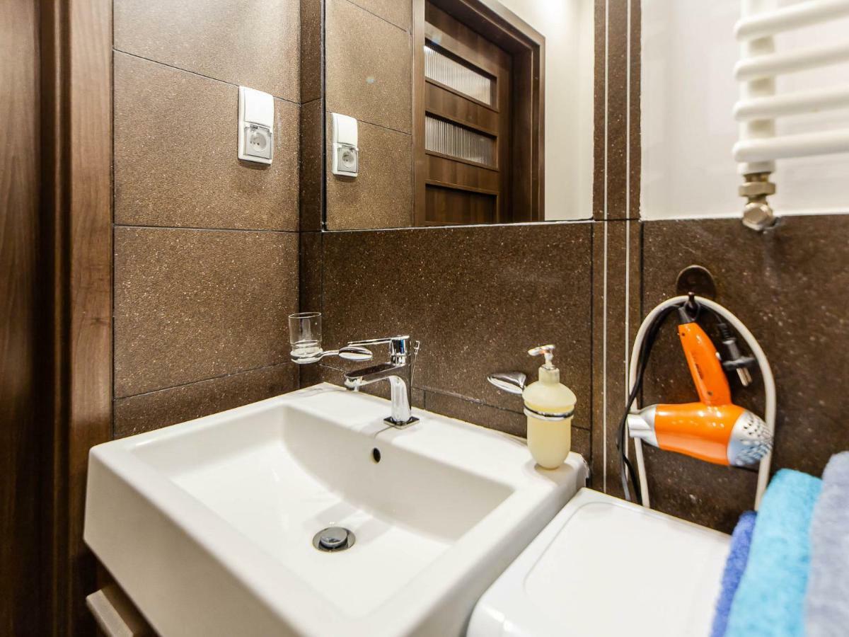 Apartament Pomaranczowy Z Basenem,Sauna-Blisko Morza. Kolobrzeg Bagian luar foto