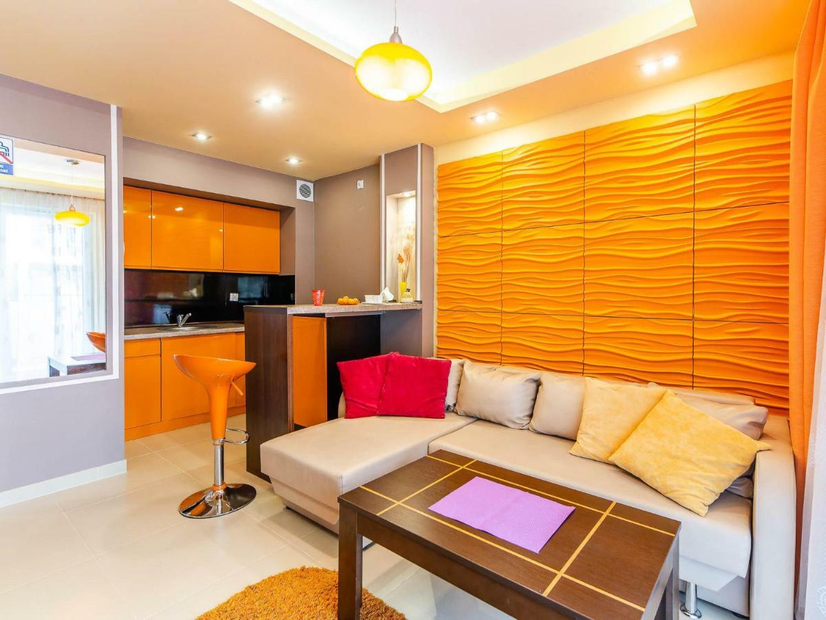 Apartament Pomaranczowy Z Basenem,Sauna-Blisko Morza. Kolobrzeg Bagian luar foto