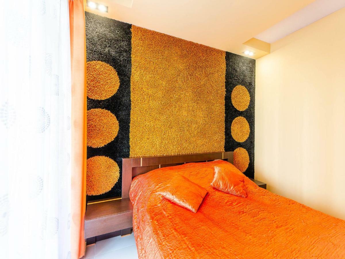 Apartament Pomaranczowy Z Basenem,Sauna-Blisko Morza. Kolobrzeg Bagian luar foto
