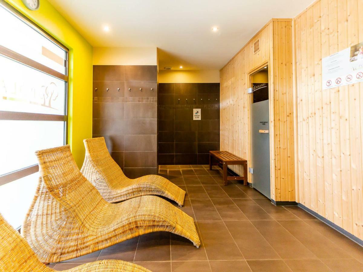 Apartament Pomaranczowy Z Basenem,Sauna-Blisko Morza. Kolobrzeg Bagian luar foto